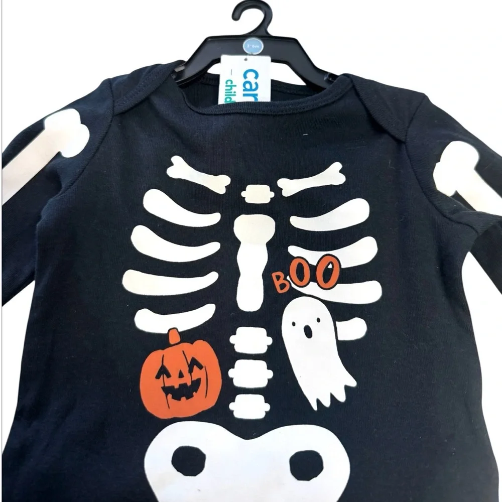 Carter’s Child of Mine Skeleton Halloween Pajama Set Size 3-6 months NWT